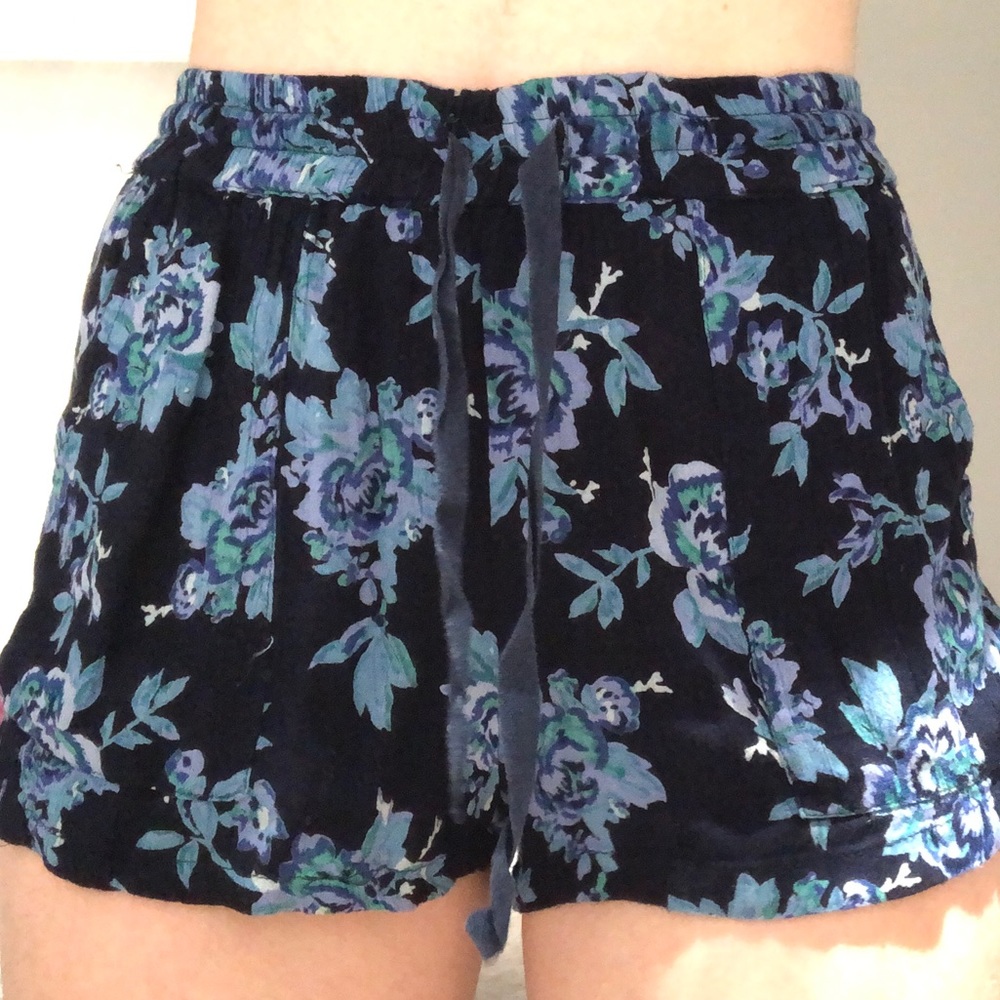 floral flowy shorts